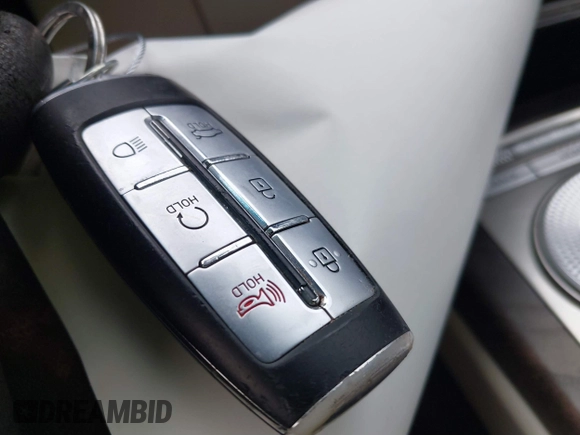2022 Genesis G80 2.5T with VIN KMTGB4SC7NU131743, listed as a IAAI auction lot 41466806 with 28,618 mi miles and . Bid and sale history available at DreamBid. Image 11.