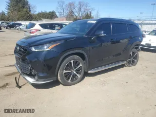 2021 Toyota Highlander XSE with VIN 5TDLZRBH9MS062204, listed as a Copart auction lot 48347715 with 81,299 mi miles and Salvage Title. Bid and sale history available at carsss.com. Image 1.