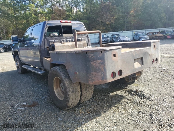 2015 Chevrolet Silverado 3500HD LTZ with VIN 1GC4K0E83FF587522, listed as a Copart auction lot 84627984 with 133,935 mi miles and Salvage Title. Bid and sale history available at carsss.com. Image 2.