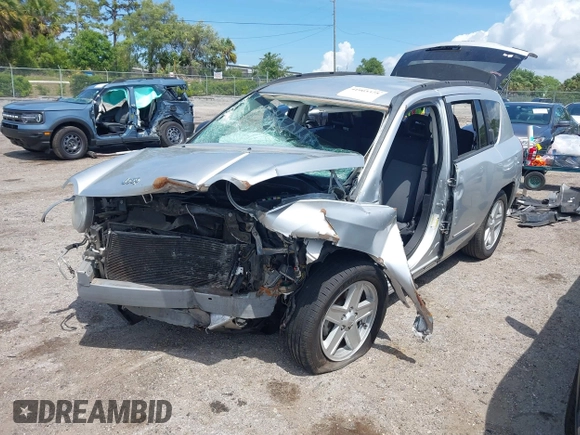 2008 Jeep Compass Sport with VIN 1J8FT47018D789268, listed as a IAAI auction lot 41903375 with 101,221 mi miles. Bid and sale history available at carsss.com. Image 6.