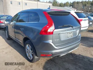 2016 Volvo XC60 T5 Premier with VIN YV4612RK2G2857570, listed as a IAAI auction lot 41767080 with 94,409 mi miles and . Bid and sale history available at DreamBid. Image 3.