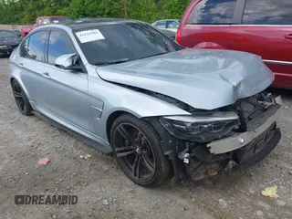 2018 BMW M3 z VIN WBS8M9C55J5J78602, wystawiony jako IAAI lot #42116904 z przebiegiem 75 846 mil mil oraz . Historia ofert i sprzedaży dostępna na DreamBid. Obrazek 1.