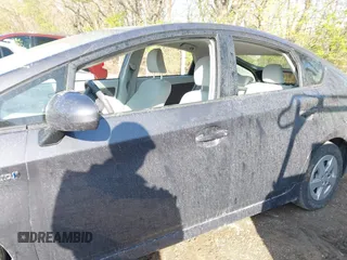 2011 Toyota Prius I with VIN JTDKN3DU4B1377629, listed as a IAAI auction lot 41994624 with 120,950 mi miles and . Bid and sale history available at DreamBid. Image 15.