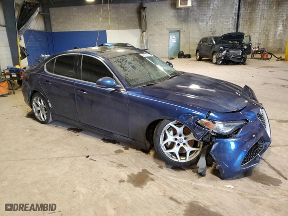 2020 Alfa Romeo Giulia Ti Sport with VIN ZARFANBN9L7626533, listed as a Copart auction lot 49007385 with 20,435 mi miles and Salvage Title. Bid and sale history available at carsss.com. Image 4.