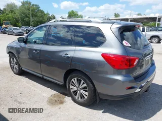 2018 Nissan Pathfinder S z VIN 5N1DR2MN5JC657803, wystawiony jako IAAI lot #42051833 z przebiegiem 192 355 mil mil oraz . Historia ofert i sprzedaży dostępna na DreamBid. Obrazek 3.