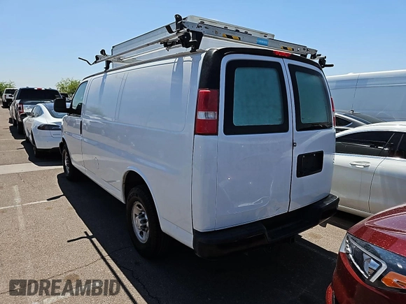 2017 Chevrolet Express Cargo z VIN 1GCWGAFF4H1326462, wystawiony jako IAAI lot #42826100 z przebiegiem 131 416 mil mil oraz . Historia ofert i sprzedaży dostępna na DreamBid. Obrazek 15.
