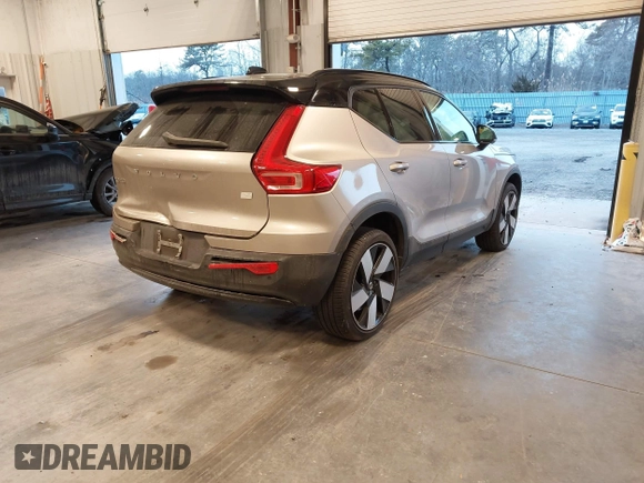 2023 Volvo XC40 Ultimate z VIN YV4ED3UM4P2052302, wystawiony jako IAAI lot #41350191 z przebiegiem 8 542 mil mil oraz . Historia ofert i sprzedaży dostępna na DreamBid. Obrazek 4.