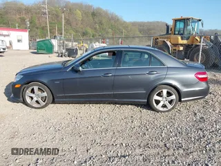 2012 Mercedes-Benz E 350 Luxury with VIN WDDHF8JBXCA621167, listed as a IAAI auction lot 41952597 with 92,498 mi miles and . Bid and sale history available at carsss.com. Image 14.