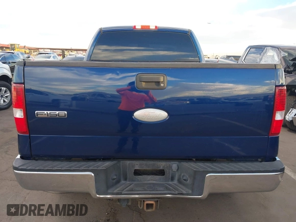 2007 Ford F-150 XLT z VIN 1FTPX14V27FB70552, wystawiony jako IAAI lot #41492410 z przebiegiem 247 114 mil mil oraz . Historia ofert i sprzedaży dostępna na DreamBid. Obrazek 16.