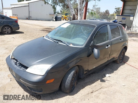 2007 Ford Focus S with VIN 1FAFP37N37W283905, listed as a IAAI auction lot 39363810 with 96,684 mi miles and . Bid and sale history available at carsss.com. Image 2.