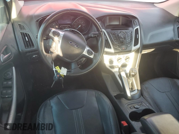 2013 Ford Focus SE with VIN 1FADP3F25DL131538, listed as a Copart auction lot 81905434 with 151,004 mi miles and Salvage Title. Bid and sale history available at carsss.com. Image 8.