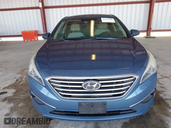2017 Hyundai Sonata SE with VIN 5NPE24AF5HH488516, listed as a IAAI auction lot 41991400 with 183,514 mi miles. Bid and sale history available at carsss.com. Image 12.