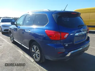 2017 Nissan Pathfinder SL with VIN 5N1DR2MM2HC900131, listed as a IAAI auction lot 41803828 with 214,460 mi miles. Bid and sale history available at carsss.com. Image 3.