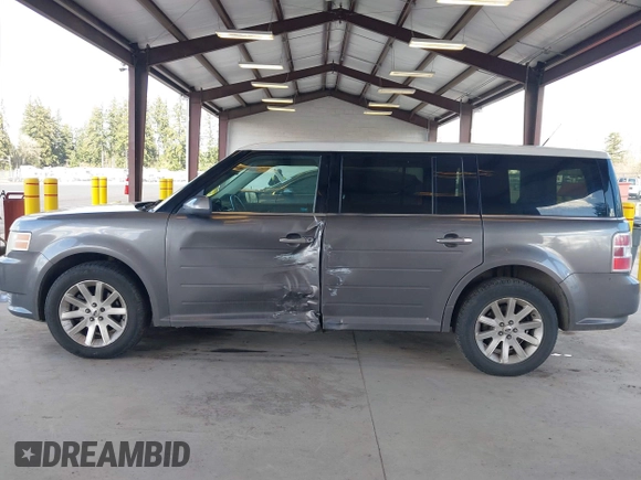 2009 Ford Flex SEL with VIN 2FMEK62C09BA50317, listed as a IAAI auction lot 41819275 with 171,813 mi miles. Bid and sale history available at carsss.com. Image 14.
