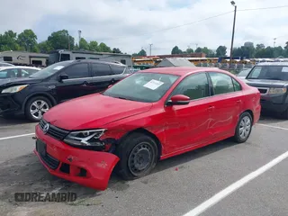 2012 Volkswagen Jetta SE with VIN 3VWDX7AJ9CM352425, listed as a IAAI auction lot 42711352 with Not provided miles and . Bid and sale history available at DreamBid. Image 2.