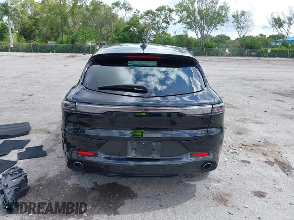 2024 Dodge Hornet R/T with VIN ZACPDFCW9R3A16217, listed as a IAAI auction lot 42589754 with 14,484 mi miles and . Bid and sale history available at DreamBid. Image 17.