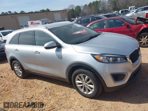 2018 Kia Sorento LX z VIN 5XYPG4A33JG417196, wystawiony jako IAAI lot #41816375 z przebiegiem 115 852 mil mil oraz . Historia ofert i sprzedaży dostępna na DreamBid. Obrazek 13.