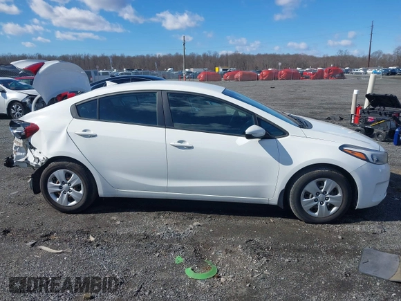 2017 Kia Forte LX with VIN 3KPFK4A7XHE062659, listed as a IAAI auction lot 41595629 with 38,102 mi miles. Bid and sale history available at carsss.com. Image 14.