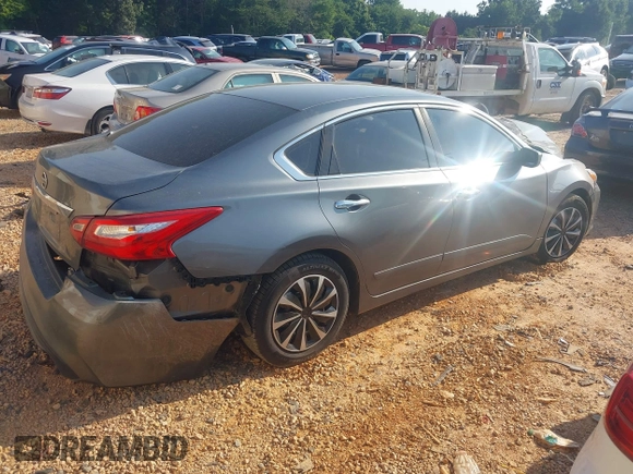 2017 Nissan Altima S with VIN 1N4AL3AP0HC200658, listed as a IAAI auction lot 42596485 with Not provided miles and . Bid and sale history available at DreamBid. Image 4.
