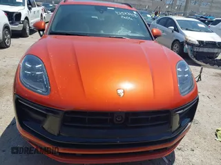 2023 Porsche Macan z VIN WP1AA2A56PLB14311, wystawiony jako IAAI lot #42527908 z przebiegiem 21 879 mil mil oraz . Historia ofert i sprzedaży dostępna na DreamBid. Obrazek 12.