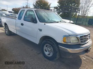 2002 Ford F-150 XL with VIN 1FTRX17W82NB78988, listed as a IAAI auction lot 41490173 with 1 mi miles. Bid and sale history available at carsss.com. Image 1.