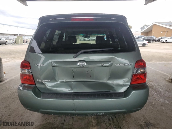 2005 Toyota Highlander with VIN JTEEP21A750113581, listed as a Copart auction lot 53308845 with 135,605 mi miles and Salvage Title. Bid and sale history available at carsss.com. Image 6.