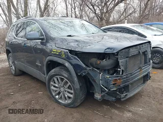 2017 GMC Acadia SLE z VIN 1GKKNSLS3HZ285162, wystawiony jako IAAI lot #41563848 z przebiegiem 122 498 mil mil oraz . Historia ofert i sprzedaży dostępna na DreamBid. Obrazek 18.