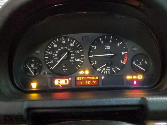2001 BMW X5 3.0i with VIN WBAFA53531LM77837, listed as a Copart auction lot 41672225 with 185,771 mi miles and Salvage Title. Bid and sale history available at carsss.com. Image 9.