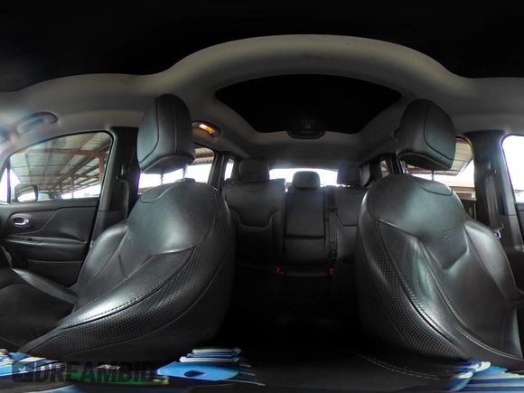2015 Jeep Renegade Limited with VIN ZACCJADT5FPC38577, listed as a IAAI auction lot 42190585 with 116,883 mi miles and . Bid and sale history available at DreamBid. Image 18.