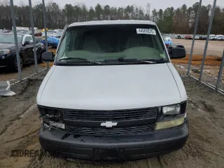 2005 Chevrolet Astro Cargo Van with VIN 1GCDM19X95B129636, listed as a Copart auction lot 44069225 with 204,471 mi miles and Salvage Title. Bid and sale history available at carsss.com. Image 5.