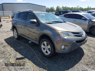 2013 Toyota RAV4 XLE with VIN 2T3RFREV6DW125021, listed as a Copart auction lot 58011425 with 167,139 mi miles and Salvage title. Bid and sale history available at DreamBid. Image 4.