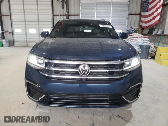 2021 Volkswagen Atlas SEL Premium R-Line with VIN 1V2FE2CA6MC207491, listed as a Copart auction lot 53086855 with 67,837 mi miles and Salvage title. Bid and sale history available at DreamBid. Image 5.