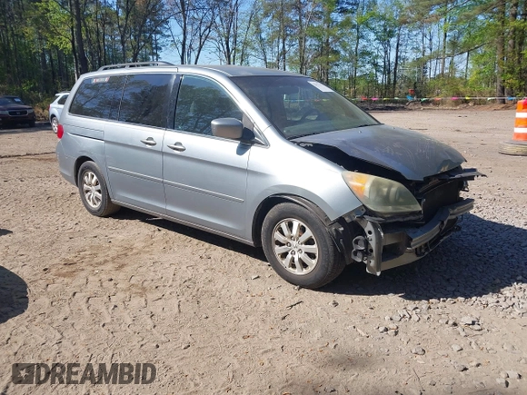 2008 Honda Odyssey EX with VIN 5FNRL38428B067056, listed as a IAAI auction lot 42051312 with 199,405 mi miles. Bid and sale history available at carsss.com. Image 1.