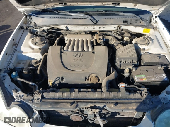 2002 Hyundai Sonata GLS with VIN KMHWF35H72A678701, listed as a IAAI auction lot 41335017 with 196,926 mi miles. Bid and sale history available at carsss.com. Image 10.