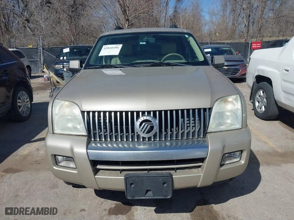 2007 Mercury Mountaineer with VIN 4M2EU47E87UJ16594, listed as a IAAI auction lot 41810496 with 205,391 mi miles. Bid and sale history available at carsss.com. Image 6.