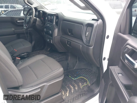 2024 Chevrolet Silverado 1500 with VIN 3GCUD4ED1RG274440, listed as a IAAI auction lot 41646550 with 6,219 mi miles and . Bid and sale history available at DreamBid. Image 5.