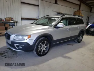 2014 Volvo XC70 T6 with VIN YV4902BZXE1175238, listed as a Copart auction lot 53198745 with 215,020 mi miles and Clean Title. Bid and sale history available at DreamBid. Image 1.