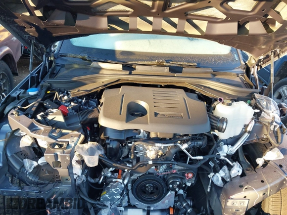 2025 Land Rover Range Rover with VIN SALKP9F40SA262268, listed as a IAAI auction lot 41363543 with 63 mi miles and . Bid and sale history available at DreamBid. Image 10.