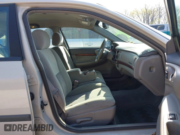 2004 Chevrolet Impala with VIN 2G1WF52K049200451, listed as a IAAI auction lot 41964315 with 260,976 mi miles and . Bid and sale history available at DreamBid. Image 5.