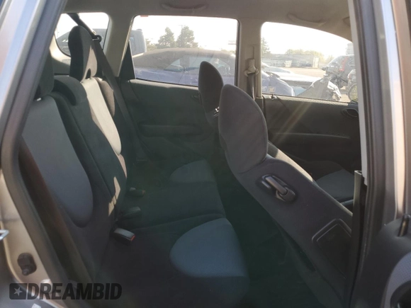 2007 Honda Fit Sport with VIN JHMGD38647S006667, listed as a Copart auction lot 71490344 with 140,402 mi miles and Salvage Title. Bid and sale history available at carsss.com. Image 10.