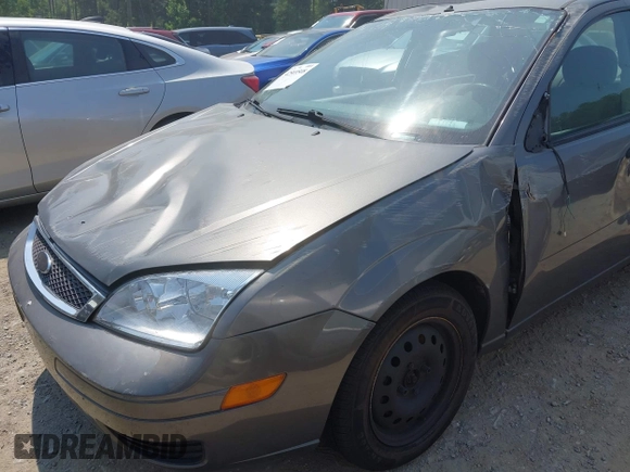 2005 Ford Focus S с VIN 1FAFP34N35W180596, выставлен на аукционе IAAI как лот 42569508 с пробегом 176 810 миль миль и . История ставок и продаж доступна на DreamBid. Изображение 6.