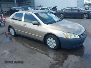 2003 Honda Accord LX z VIN 1HGCM56323A056960, wystawiony jako IAAI lot #42272907 z przebiegiem 247 255 mil mil oraz . Historia ofert i sprzedaży dostępna na DreamBid. Obrazek 1.