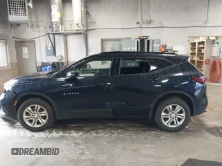 2020 Chevrolet Blazer LT z VIN 3GNKBHRS6LS705072, wystawiony jako IAAI lot #40759187 z przebiegiem 135 999 mil mil oraz . Historia ofert i sprzedaży dostępna na DreamBid. Obrazek 12.