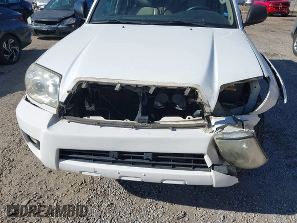2006 Toyota 4Runner SR5 with VIN JTEZU14R868065579, listed as a IAAI auction lot 41312156 with 275,471 mi miles and . Bid and sale history available at DreamBid. Image 6.