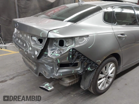 2018 Kia Optima EX with VIN 5XXGU4L35JG193343, listed as a IAAI auction lot 42100264 with 87,364 mi miles and . Bid and sale history available at carsss.com. Image 18.