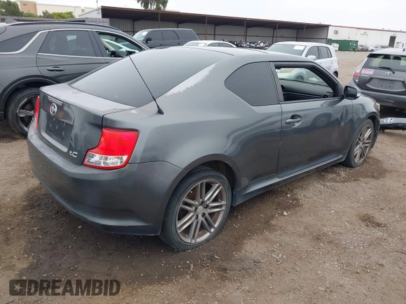 2012 Scion tC z VIN JTKJF5C74C3040019, wystawiony jako IAAI lot #42418457 z przebiegiem 160 579 mil mil oraz . Historia ofert i sprzedaży dostępna na DreamBid. Obrazek 4.