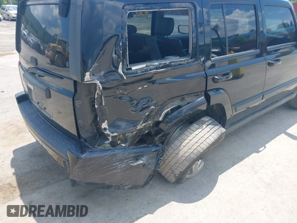2007 Jeep Commander Sport with VIN 1J8HG48K77C556917, listed as a IAAI auction lot 42659784 with 216,395 mi miles and . Bid and sale history available at DreamBid. Image 6.