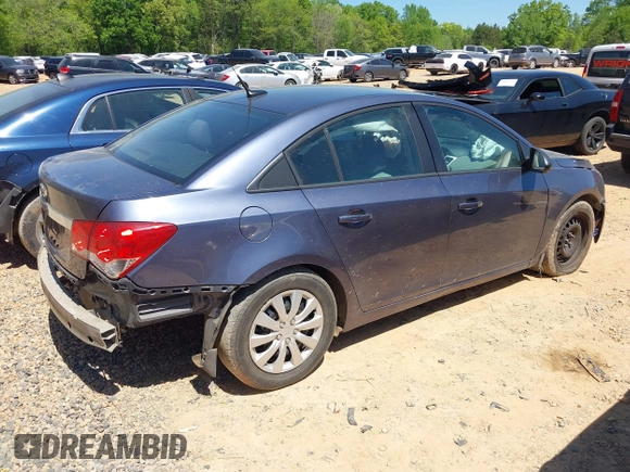 2014 Chevrolet Cruze LS with VIN 1G1PA5SG2E7166403, listed as a IAAI auction lot 42066938 with 124,181 mi miles and . Bid and sale history available at DreamBid. Image 4.