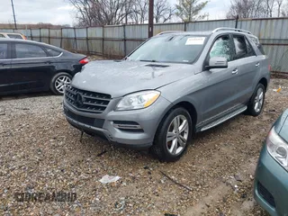 2015 Mercedes-Benz M 350 z VIN 4JGDA5HB0FA513409, wystawiony jako IAAI lot #41216564 z przebiegiem 60 539 mil mil oraz . Historia ofert i sprzedaży dostępna na DreamBid. Obrazek 2.