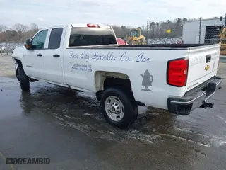 2019 Chevrolet Silverado 2500HD Work Truck with VIN 2GC2CREGXK1137979, listed as a IAAI auction lot 38536415 with 117,068 mi miles. Bid and sale history available at carsss.com. Image 3.